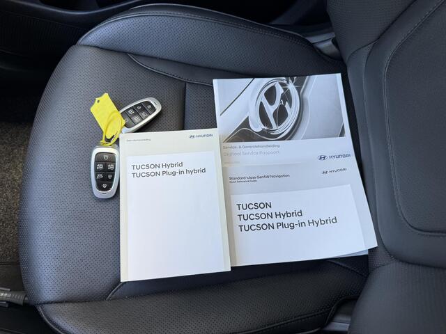 Hyundai TUCSON 1.6 T-GDI HEV Premium / Eerste Eigenaar / Elektrische Stoelen met Geheugen / Elektrische Achterklep / Stoel Verwarming+Verkoeling / Apple Carplay&Android Auto / 360º Camera / Stuur Verwarming / Lederen Bekleding /