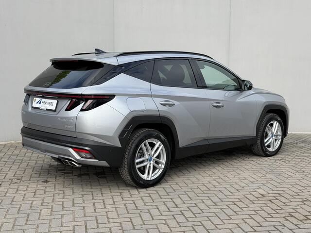 Hyundai TUCSON 1.6 T-GDI PHEV Comfort Smart / 1210Kg Trekgewicht / HUD / 360 Camera / Navigatie / Stoel Verwarming / Stuurwiel Verwarming / Stoel Ventilatie / Elektr. Stoel / Elektr. Achterklep / Dodehoek Detectie / Keyless /