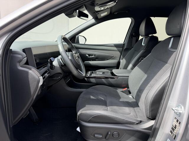 Hyundai TUCSON 1.6 T-GDI PHEV Comfort Smart / 1210Kg Trekgewicht / HUD / 360 Camera / Navigatie / Stoel Verwarming / Stuurwiel Verwarming / Stoel Ventilatie / Elektr. Stoel / Elektr. Achterklep / Dodehoek Detectie / Keyless /