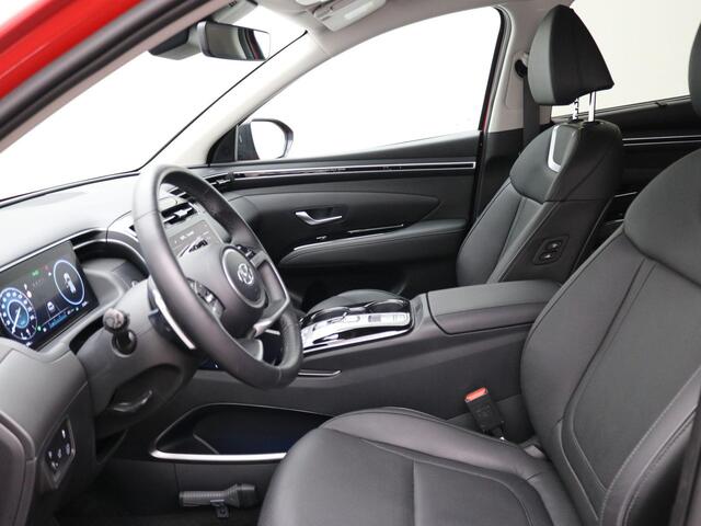 Hyundai TUCSON 1.6 T-GDI HEV Premium / Blindspot Camera / 360 Camera / Trekhaak / Bestuurdersstoel met geheugen / All season banden / 1650KG Trekgewicht / 1ste Eigenaar / NL Auto / Dealer onderhouden / Keyless Entry /