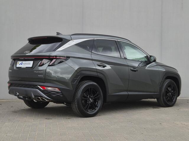 Hyundai TUCSON 1.6 T-GDI HEV Comfort Smart / Fabrieksgarantie tot 03-2027 / Dealer onderhouden / Trekhaak afneembaar / Navigatie/ Apple Carplay Android / Stuur- & Stoel verwarming / Elektrische achterklep / Achteruitrijcamera /