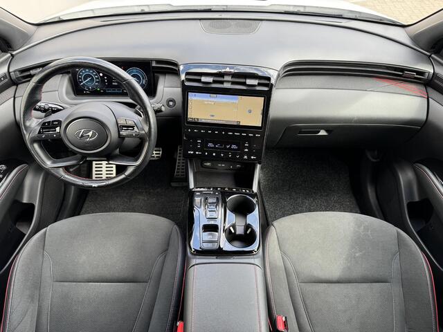 Hyundai TUCSON 1.6 T-GDI PHEV N Line 4WD / Automaat / Dealer onderhouden / Fabrieksgarantie tot 04-2028 / Trekgewicht 1350 kg / Elektrische achterklep / Stuur- Stoel & Achterbank verwarming / Adaptief cruise control / Rondomzicht camera / Stoelventilatie /
