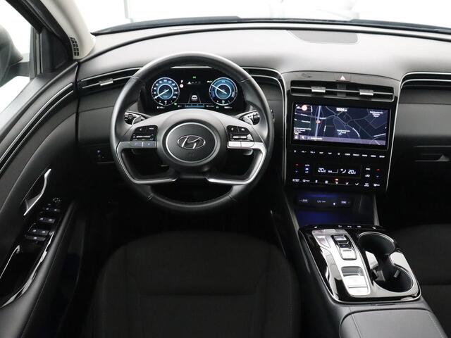 Hyundai TUCSON 1.6 T-GDI PHEV Comfort 4WD | SOH 96% | Stoelverwarming | Trekhaak | Adaptive cruise | Camera | Carplay | Full LED | Navigatie | DAB | Keyless | Climate control | Plug In