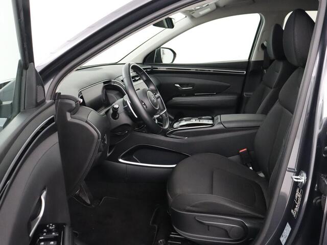 Hyundai TUCSON 1.6 T-GDI PHEV Comfort 4WD | SOH 96% | Stoelverwarming | Trekhaak | Adaptive cruise | Camera | Carplay | Full LED | Navigatie | DAB | Keyless | Climate control | Plug In