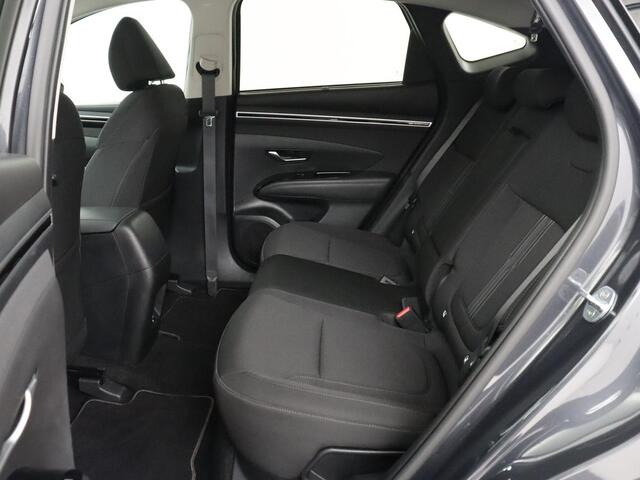 Hyundai TUCSON 1.6 T-GDI PHEV Comfort 4WD | SOH 96% | Stoelverwarming | Trekhaak | Adaptive cruise | Camera | Carplay | Full LED | Navigatie | DAB | Keyless | Climate control | Plug In