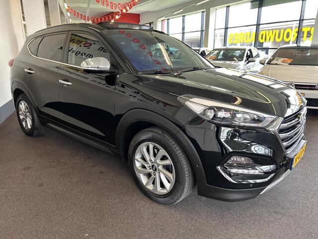 Hyundai TUCSON 1.6 T-GDi Premium 4WD Automaat | Panoramadak | Inklapbare trekhaak | Lederen bekleding | Cruise control | Stoelverwarming+verkoeling | Achteruitrijcamera | Lane assist | Dodehoeksdetectie | Stuurverwarming
