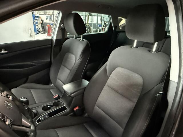 Hyundai TUCSON 1.6 GDI Comfort // 17 inch // Camera // Stoelverw.
