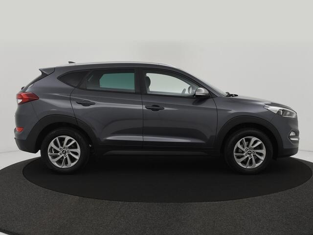 Hyundai TUCSON 1.6 GDi Comfort TREKH|NAVI|CAMERA|BLIS|WINTERPACK|CLIMA|CARPLAY