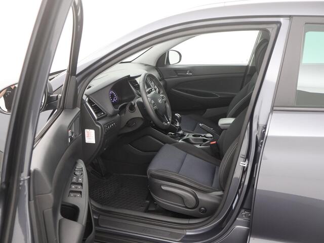 Hyundai TUCSON 1.6 GDi Comfort TREKH|NAVI|CAMERA|BLIS|WINTERPACK|CLIMA|CARPLAY
