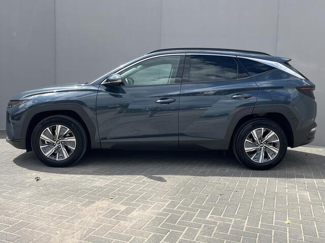 Hyundai TUCSON 1.6 T-GDI HEV Comfort / Trekhaak (1.650KG) / Adaptief Cruise Control / Stoelverwarming / Led Lampen / Achteruitrijcamera / Parkeer Sensoren Voor & Achter / Apple Carplay&Android Auto / Navigatie /