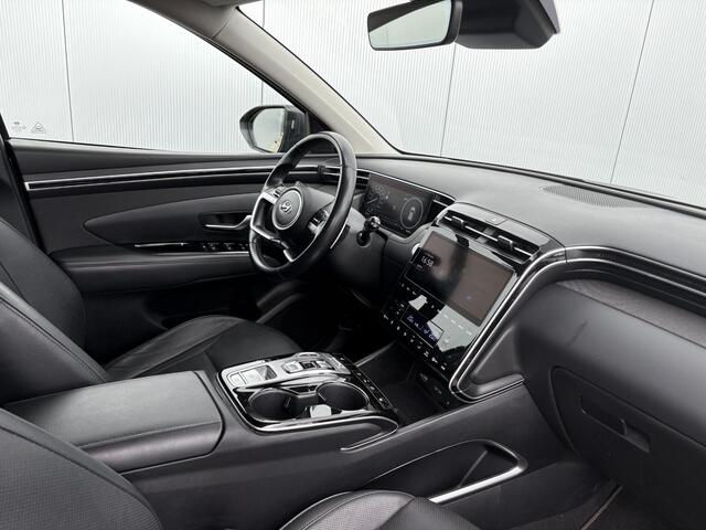 Hyundai TUCSON 1.6 T-GDI MHEV Comfort Smart / Android Auto/Apple Carplay / Lederen Bekleding / Navigatie / Climate Control / Camera / Cruise Control / Draadloze Telefoonlader / Elektrische Stoel / Stoelverwarming / Lane Assist / Krell Audio / DAB /