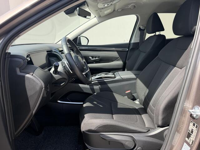 Hyundai TUCSON 1.6 T-GDI PHEV Comfort Smart 4WD / Navigatie / Camera / Adaptieve Cruise / Dodehoek Detectie / Stoel Verwarming / Stuurwiel Verwarming / Apple CarPlay & Andoid Auto / Elektr. Achterklep /