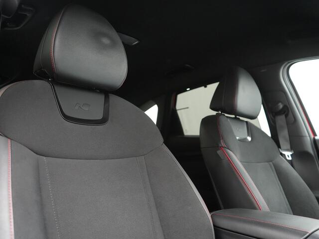 Hyundai TUCSON 1.6 T-GDI N Line 4WD PHEV 265pk Dealer O.H. | Adaptive Cruise | Camera | Alcantara Sportstoelen & Stuur Verwarmd | Krell Audio | Apple Carplay | Keyless | Blis | 19"L.M | Navigatie | DAB | Plug In Hybrid |