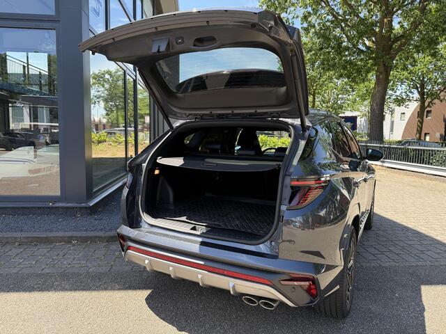 Hyundai TUCSON 1.6 T-GDI HEV N Line VAN: 36.900,- VOOR: 34.877,- UW WKVOORDEEL: 2.023,-| PANO |DEALER ONDERHOUDEN| HYUNDAI GARANTIE T/M 02-2028| STOELVENTILATIE + VERWARMING| CAMERA | FULL OPTIONS| ACHTERBANK VERWARMD