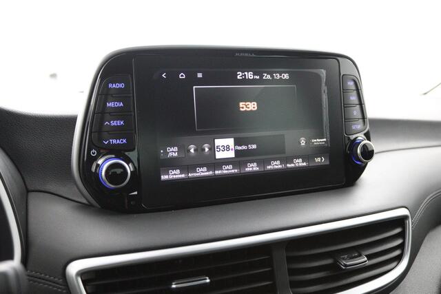Hyundai TUCSON 1.6 T-GDI 4WD Premium | Trekhaak | 360 graden camera | Schuifdak | Navigatie | Leder