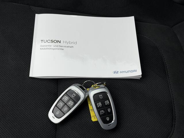 Hyundai TUCSON 1.6 T-GDI PHEV N Line 4WD / Fabrieksgarantie tot 2-2027 / Dealer Onderhouden / Elektr. Stoelen + Memory / Stoel Verwarming + Verkoeling / 360 Camera / Dodehoek Detectie / Apple Carplay & Android Auto /
