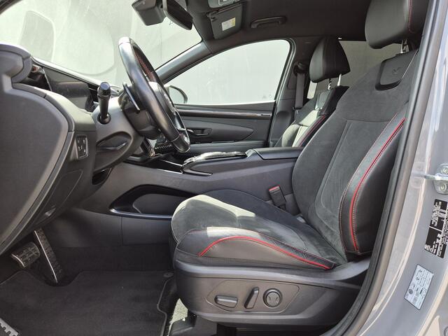 Hyundai TUCSON 1.6 T-GDI PHEV N Line 4WD / Dealer onderhouden / Fabrieksgarantie tot 05-2027 / Trekgewicht 1350 kg / Elektrische achterklep / Rondomzicht camera / Stuur- Stoel & Achterbank verwarming / Adaptief cruise control / Keyless Entry/Start /