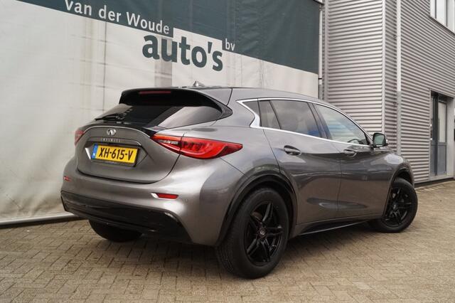 Infiniti Q Q30 1.5D Business Edition -NAVI-LEER-ECC-PDC-CRUISE-