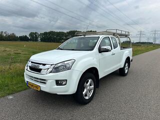 isuzu-d-max-2.5-extended-cab-ls-4wd