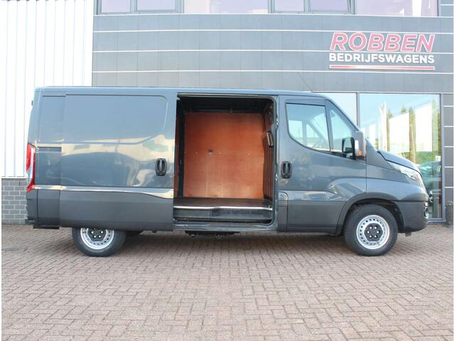 Iveco DAILY 35S18V 3.0 352 Aut. Airco/Cruise/Nav Trekhaak H1L2