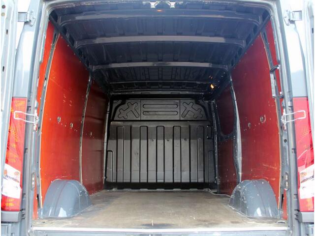 Iveco DAILY 35S18V 3.0 352 Aut. Airco/Cruise/Nav Trekhaak H1L2
