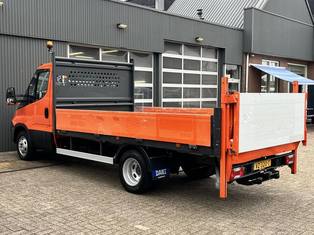 Iveco DAILY 35C15 2.3 375 Trekhaak 3500kg Laadklep 500kg Navigatie Open laadbak Pick-up Euro 5 Bpm vrij Bakwagen p-up 1e eigenaar Dealer onderhouden