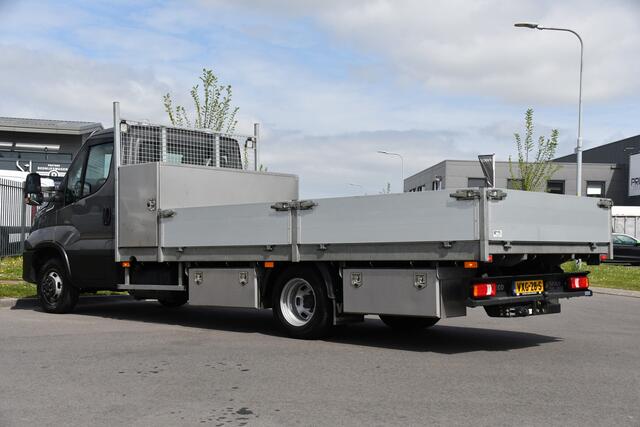 Iveco DAILY 40C18 DL L4 Openlaadbak Camera, Cruise, LED, Carplay, 180PK, 3500kg Trekhaak, Clima, Automaat, Uniek! Chassis