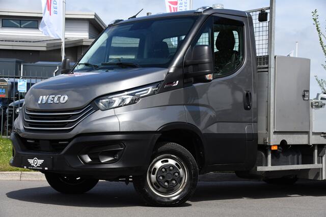Iveco DAILY 40C18 DL L4 Openlaadbak Camera, Cruise, LED, Carplay, 180PK, 3500kg Trekhaak, Clima, Automaat, Uniek! Chassis