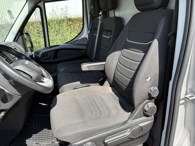 Iveco DAILY 35S18HV 3.0 / L4H2 / AUTOMAAT / NAVI / AIRCO / 35dkm!