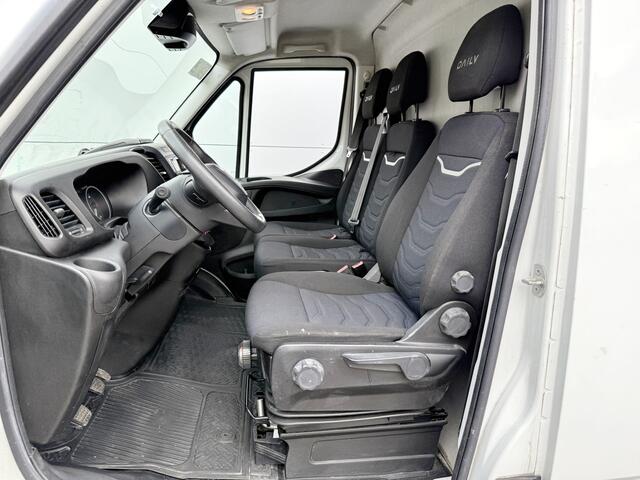 Iveco DAILY 35S16 2.3 L4H2 Luchtvering Climate Control Cruise Control Camera Navigatie 3.5t Trekhaak Imperiaal