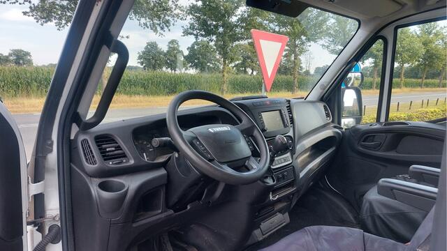 Iveco DAILY 35C12V 2.3 352 AIRCO MARGE BJ 2017
