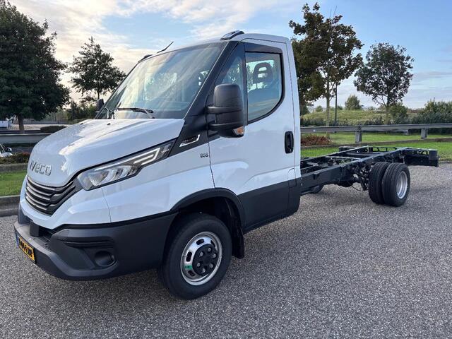 Iveco DAILY 35C18 Chassi Cabine Automaat Airco Navi Cruisecontrol NIEUW BPM VRIJ