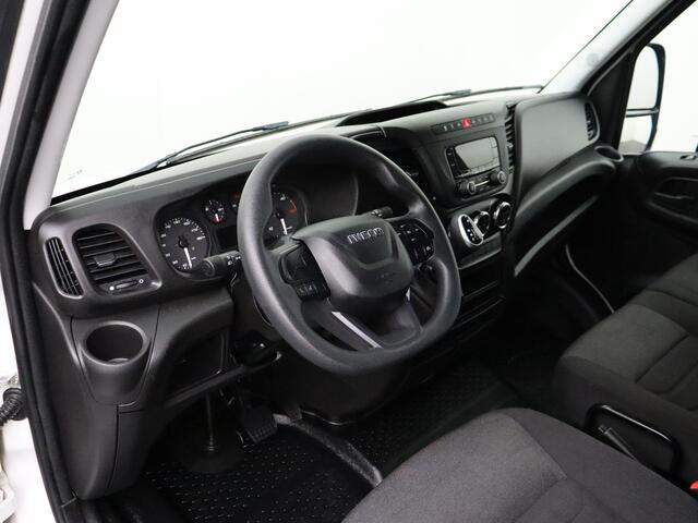 Iveco DAILY 35S14 Hi-Matic Automaat L2H2 | 3500Kg TG | Airco | Cruise | 3-Persoons | Betimmering