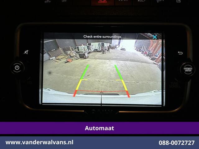 Iveco DAILY 35S14V 136pk Automaat 3500kg Trekhaak L2H2 Euro6 Airco | Camera | Navigatie LED, Cruiscontrol, Chauffeursstoel, Bijrijdersbank