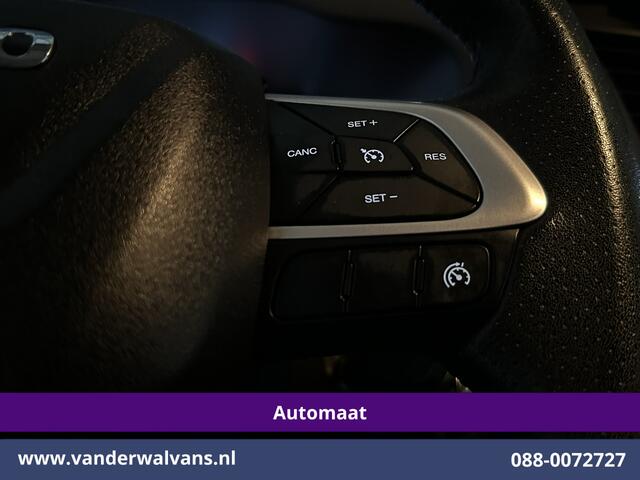 Iveco DAILY 35S14V 136pk Automaat 3500kg Trekhaak L2H2 Euro6 Airco | Camera | Navigatie LED, Cruiscontrol, Chauffeursstoel, Bijrijdersbank