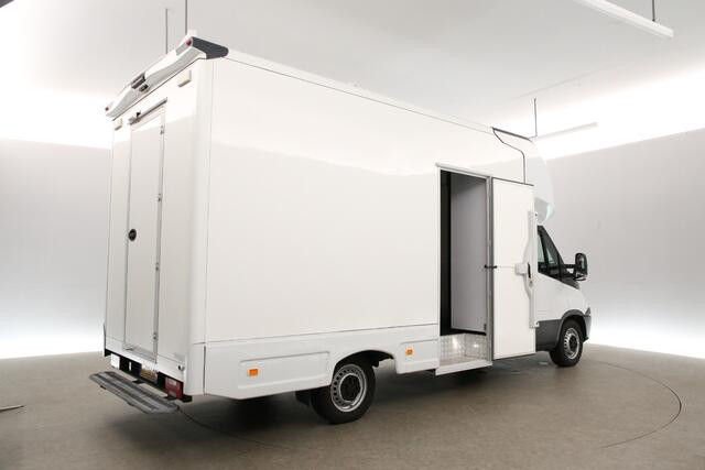 Iveco DAILY 35S14 2.3 410 | Foodtruck | Patatwagen | Verkoopwagen | Patatkraam | Eventtruck | Frietwagen | Snackwagen | Zijdeur | Airco Treeplank