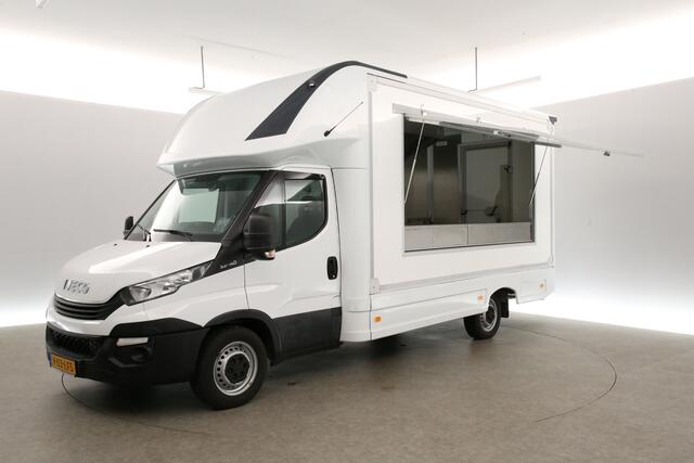 Iveco DAILY 35S14 2.3 410 | Foodtruck | Patatwagen | Verkoopwagen | Patatkraam | Eventtruck | Frietwagen | Snackwagen | Zijdeur | Airco Treeplank