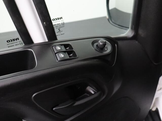 Iveco DAILY 35C14 Dubbele Cabine Kipper | Materiaalkist | 3500KG Trekhaak | Airco | Cruise | 6-Persoons