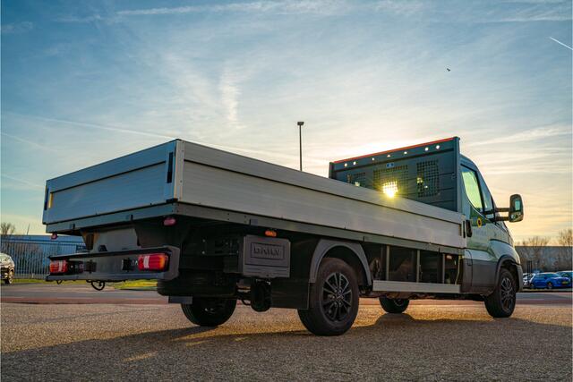 Iveco DAILY SPECIAL EDITION 35S16Ha8 BPM VRIJ 2.3 156pk/400nm Euro 6, 8 traps VOL automaat, open laadbak 410cm * 207cm, zeer rijk uitgerust