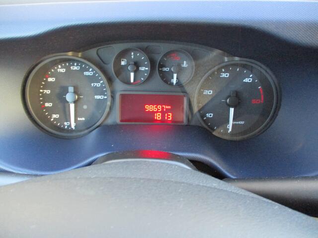 Iveco DAILY 35S14 Oprijwagen Laadbak Airco