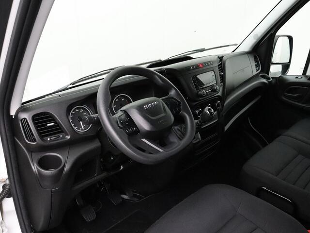 Iveco DAILY 35S16 L2H2 | 3500Kg Trekgewicht | Airco | 3-Persoons | Betimmering