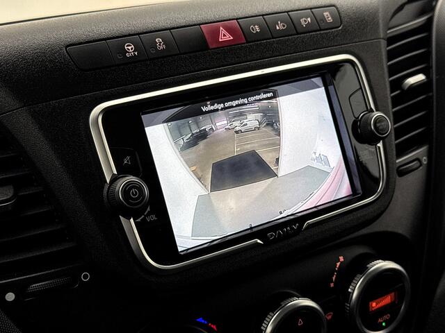 Iveco DAILY 35C16H 2.3 410 Bakwagen Laadklep Dubbel lucht Achteruitrijcamera Automaat Bindrails Meubelbak