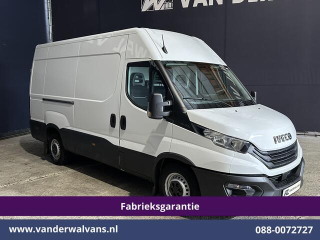 Iveco DAILY 35S16V 157pk L2H2 Fabrieksgarantie Euro6 Airco | 3500kg trekvermogen | Parkeersensoren bijrijdersbank