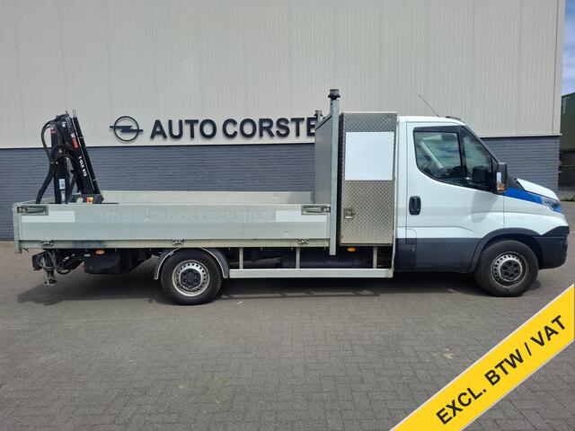 Iveco DAILY 3.0I CNG Kraan Laadbak AUT-6 HIAB 3-Persoons Ecc Trekhaak Camera Blue power Alpine 2-Din Infotainment Sys. Bluetooth Opbergkasten Betonplex Vloer Compressed Natural Gas (CNG) EURO-6 375 35S14N Voertuig 1e Eigenaar Euro 6