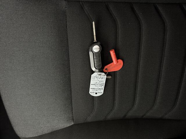 Iveco DAILY 35S18 3.0Ltr Hi-Matic Automaat Clixstar Bakwagen | 3060KG Laadvermogen | Airco | Camera | Zijdeur