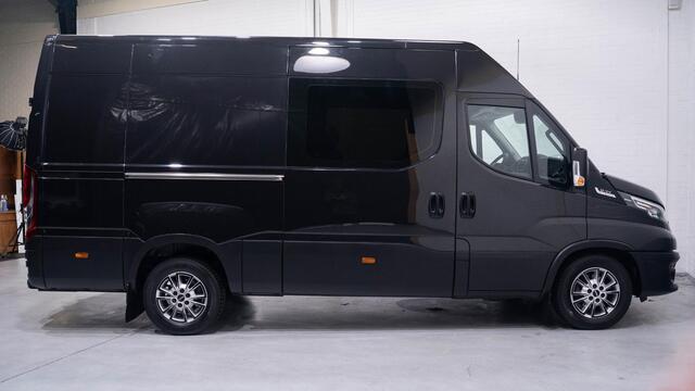Iveco DAILY 35S21 210 pk Aut. Dubbel Cabine 6-Zits Adapt. Cruise, Navi, Camera, 16" LMV, Trekhaak 3.500 kg