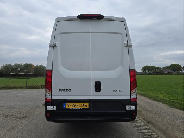Iveco DAILY 35S16V 2.3 410 H2 L3 H2 - 160 Pk - Euro 6 - ParkeerCamera - Airco - Cruise Control