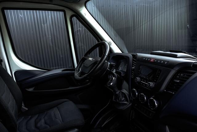 Iveco DAILY 35C16 | Bakwagen met Laadklep | Automaat | Climatic | Cruise