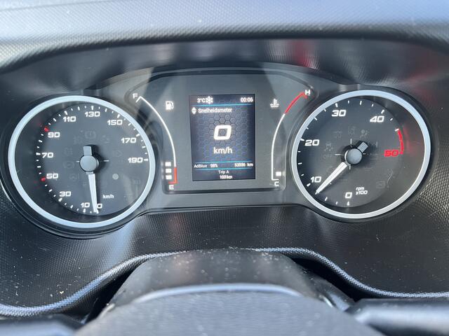 Iveco DAILY 35S14 2.3 Autotransporter Tijhof 5.14 M Airco Cruise controle 3500kg Trekhaak 1145kg Laadvermogen Luchtvering Autoambulance Transporter Euro 6 Oprijwagen 3-Persoons Pick-up Open laadbak Bakwagen P-up