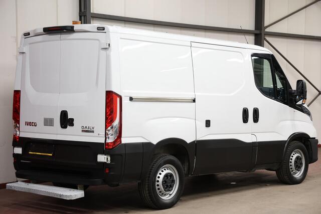 Iveco DAILY 35S16V 2.3 L1H1 AUTOMAAT 160PK 3500KG TREKVERMOGEN